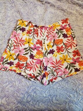 Floral Drawstring Women’s Shorts - White with Pink, Yellow & Orange Blooms